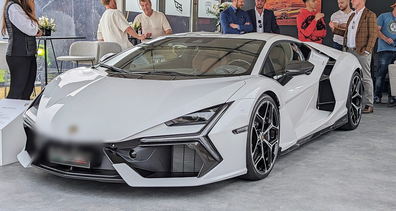 Lamborghini Revuelto front angle